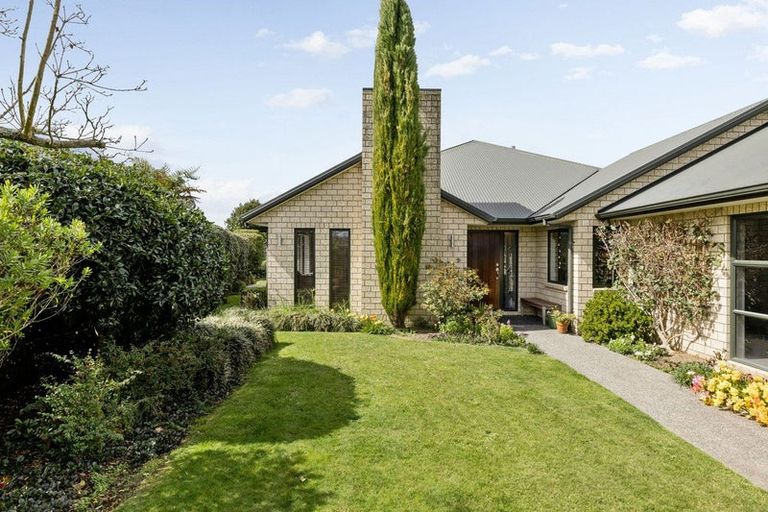 Photo of property in 20 Brancaster Place, Cambridge, 3434