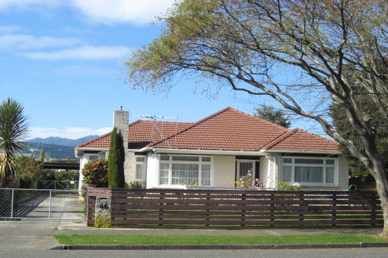 Photo of property in 66 Queenwood Road, Levin, 5510