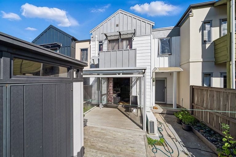 Photo of property in 38f Arawa Street, New Lynn, Auckland, 0600
