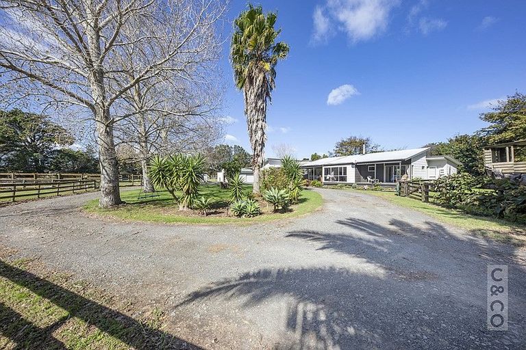 Photo of property in 2246 State Highway 16, Helensville, 0875