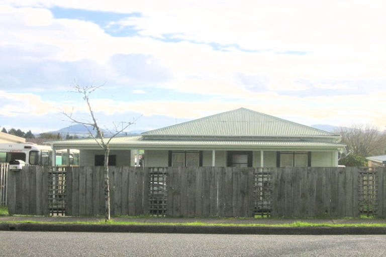 Photo of property in 106 George Street, Hikurangi, 0114