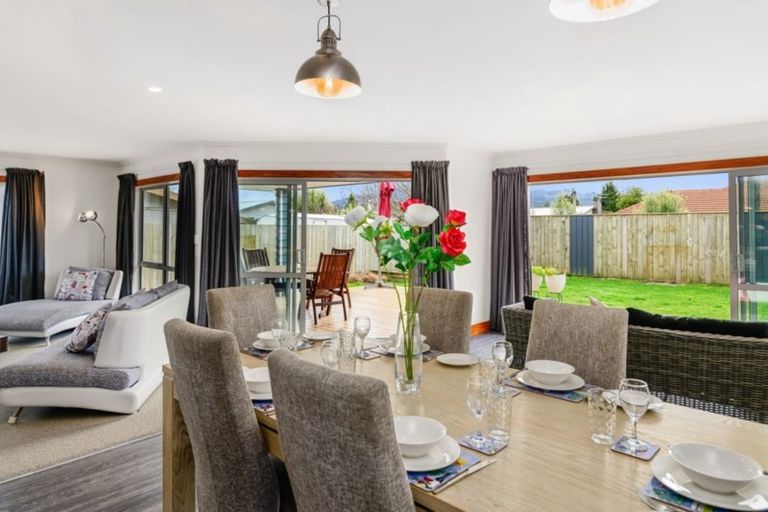 Photo of property in 13a Rutland Street, Utuhina, Rotorua, 3015