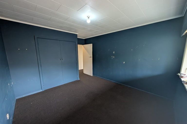 Photo of property in 74 Holborn Drive, Stokes Valley, Lower Hutt, 5019