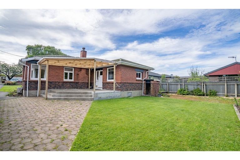 Photo of property in 84 Melbourne Street, Windsor, Invercargill, 9810