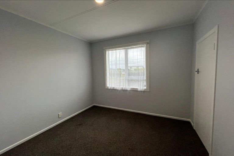 Photo of property in 106 Karaka Street, Castlecliff, Whanganui, 4501