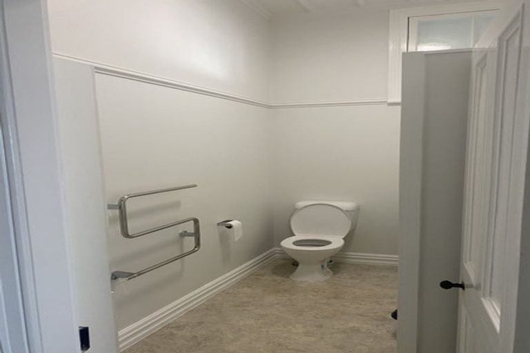 Photo of property in 10 St Aubyn Street, Devonport, Auckland, 0624