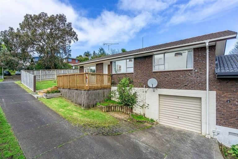 Photo of property in 1/36 Acacia Road, Torbay, Auckland, 0632
