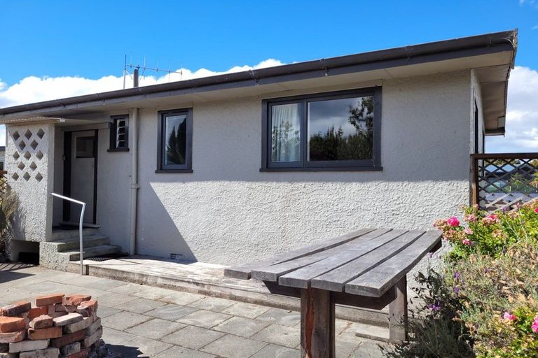 Photo of property in 70 Mackinnon Loop, Te Anau, 9600