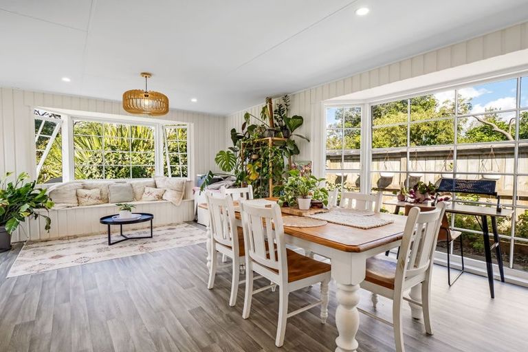 Photo of property in 40 Clifton Terrace, Fitzherbert, Palmerston North, 4410