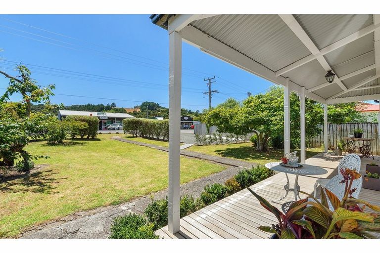 Photo of property in 51 Matakana Valley Road, Matakana, Warkworth, 0985