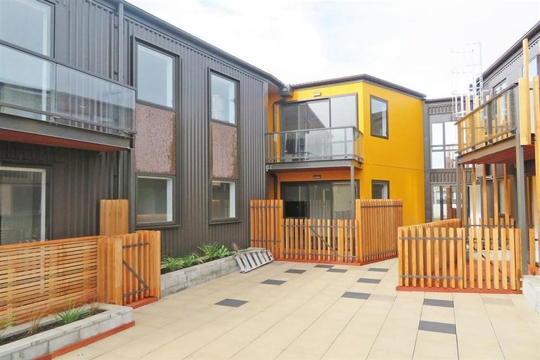 Photo of property in The Firemans Apartments, 209/321 Jackson Street, Petone, Lower Hutt, 5012