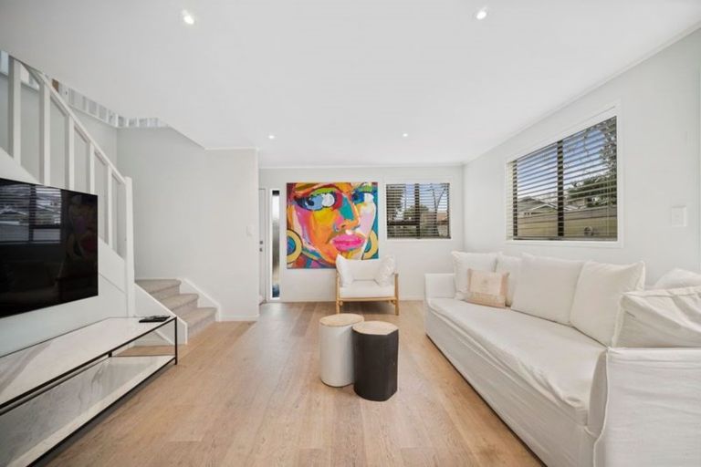 Photo of property in 1/45 Princes Street, Northcote Point, Auckland, 0627