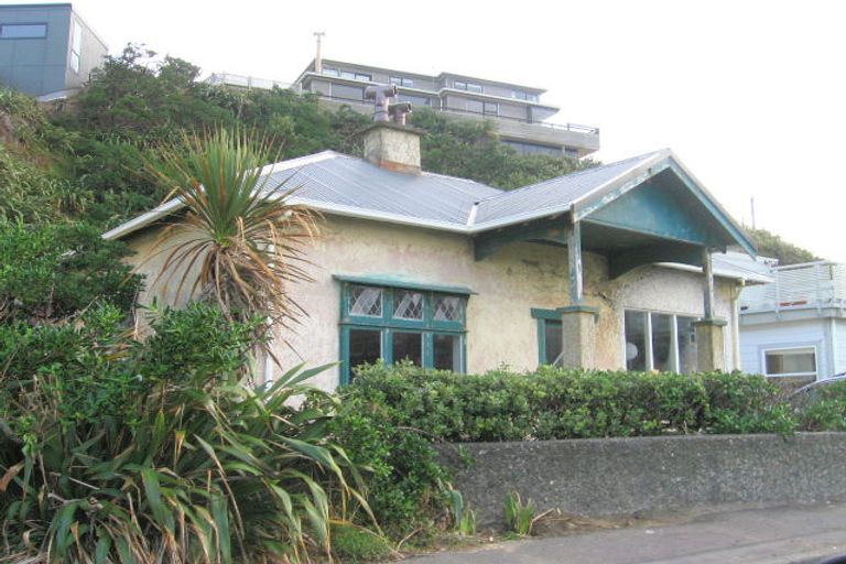 Photo of property in 72 Owhiro Bay Parade, Owhiro Bay, Wellington, 6023