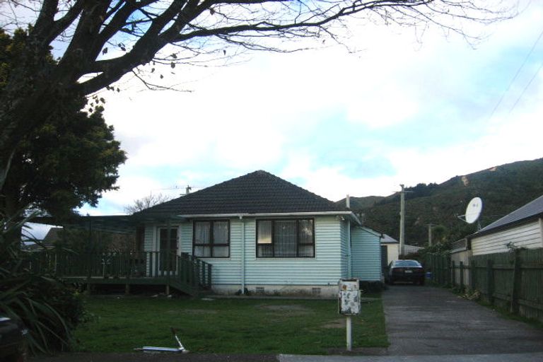 Photo of property in 6 Hamua Grove, Waiwhetu, Lower Hutt, 5010