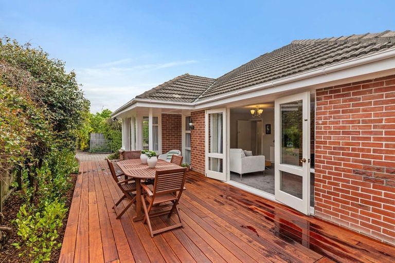 Photo of property in 201 Wairakei Road, Bryndwr, Christchurch, 8053