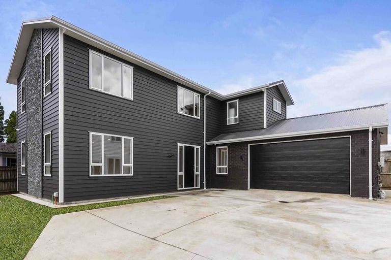 Photo of property in 1a Bernard Street, Papatoetoe, Auckland, 2025