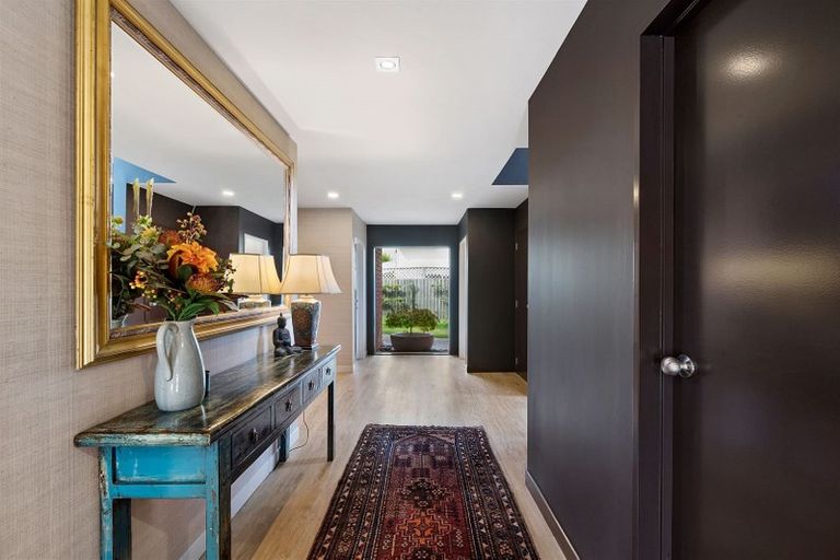 Photo of property in 7 Majestic Lane, Cashmere, Christchurch, 8022