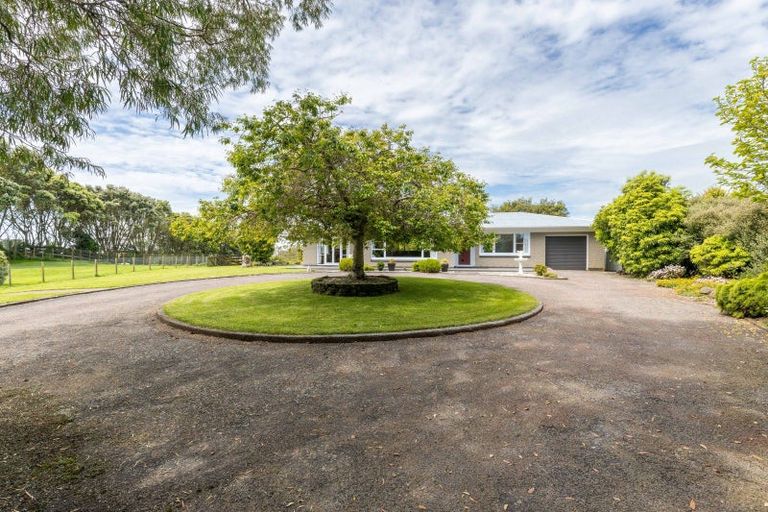 Photo of property in 737 Frankley Road, Hurworth, New Plymouth, 4371