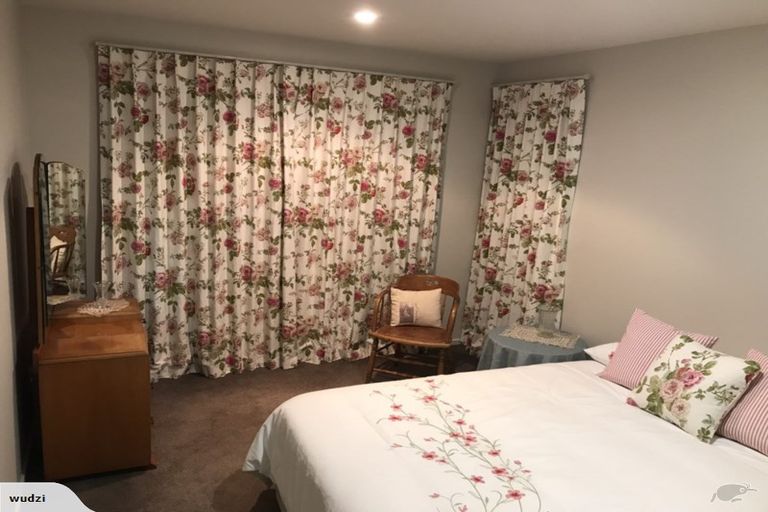 Photo of property in 216 Bower Avenue, North New Brighton, Christchurch, 8083