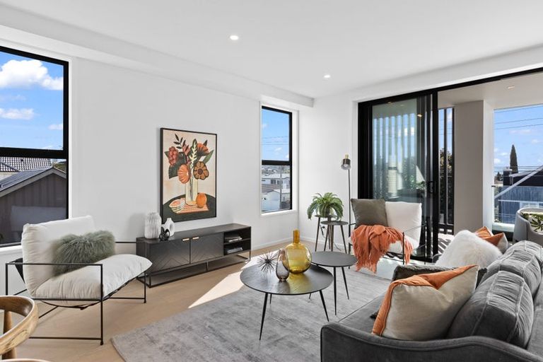 Photo of property in 23 Frater Avenue, Milford, Auckland, 0620