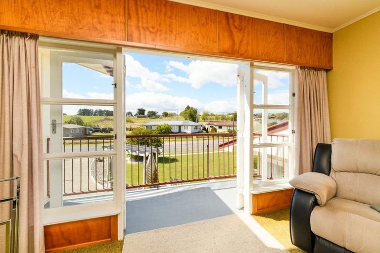Photo of property in 85 Willoughby Street, Halcombe, Feilding, 4779