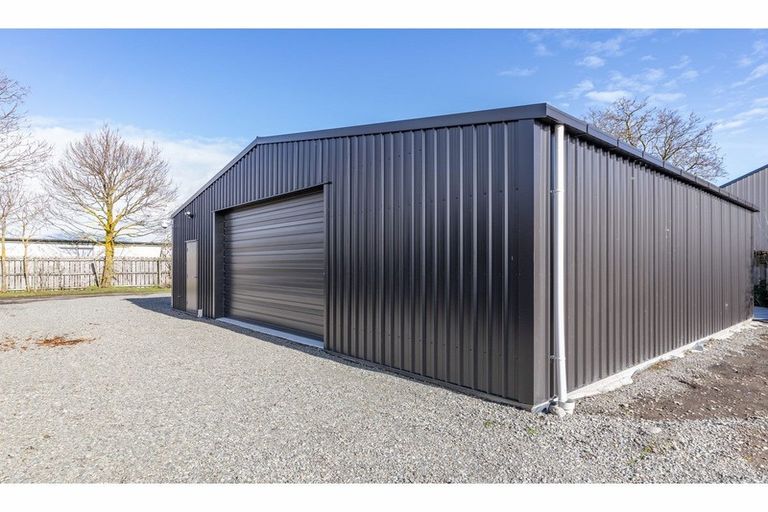 Photo of property in 177b High Street, Oxford, 7430