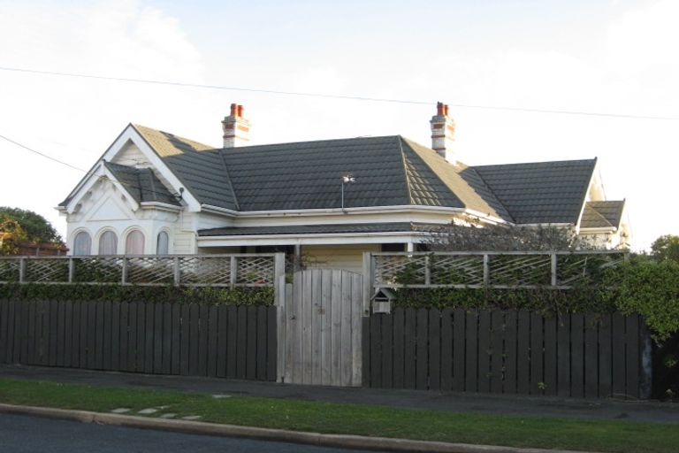 Photo of property in 50 Queens Drive, Saint Kilda, Dunedin, 9012
