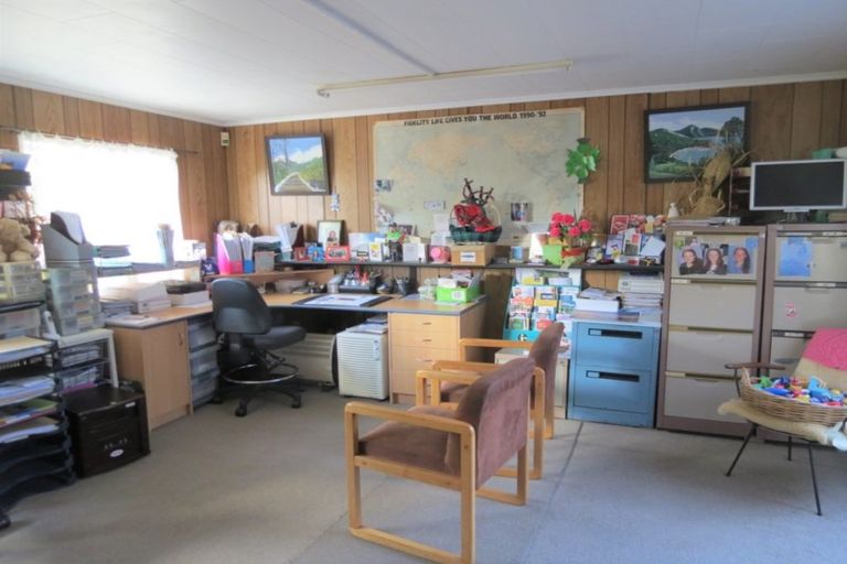 Photo of property in 6 Whareora Road, Kensington, Whangarei, 0112