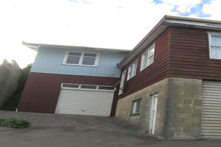 Photo of property in 2a Happy Valley Road, Owhiro Bay, Wellington, 6023