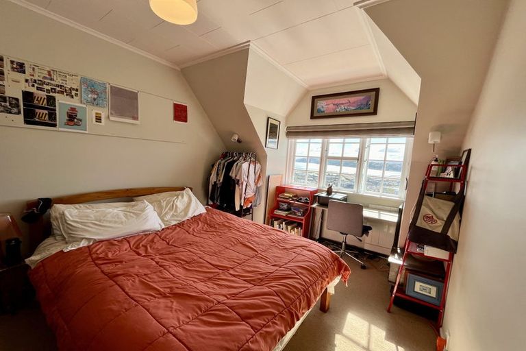 Photo of property in 50 Rodrigo Road, Kilbirnie, Wellington, 6022