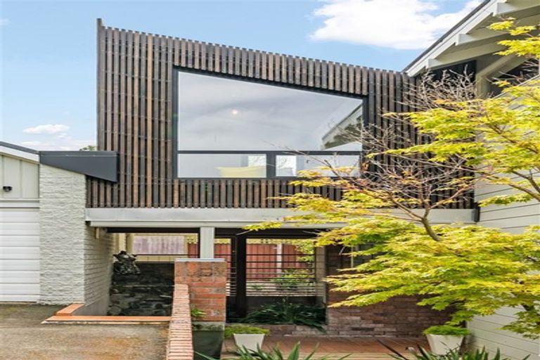 Photo of property in 19a Wairere Road, Belmont, Lower Hutt, 5010