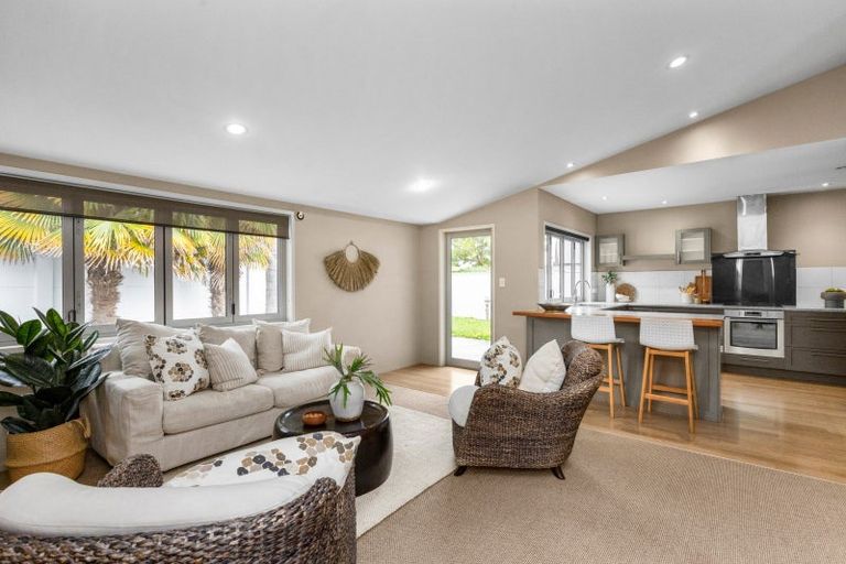 Photo of property in 2 Edwards Street, Frimley, Hastings, 4120