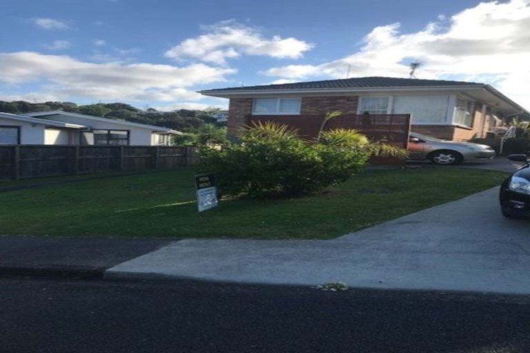 Photo of property in 18b Agincourt Street, Glenfield, Auckland, 0629