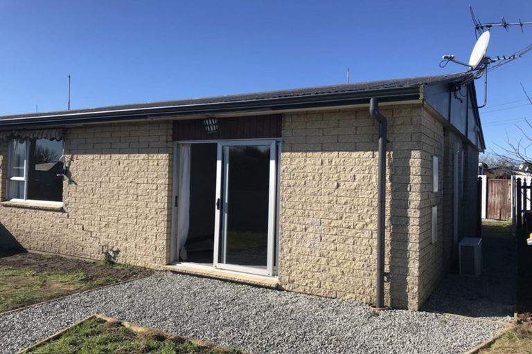 Photo of property in 2/30 Bassett Street, Burwood, Christchurch, 8083