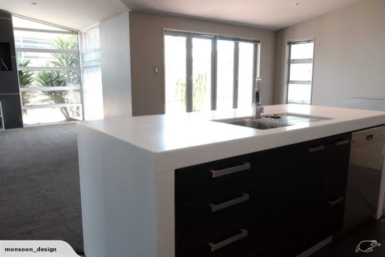 Photo of property in 3 Cuffs Road, Wainoni, Christchurch, 8061