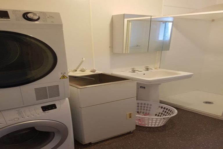 Photo of property in 6/13 Newnham Terrace, Upper Riccarton, Christchurch, 8041