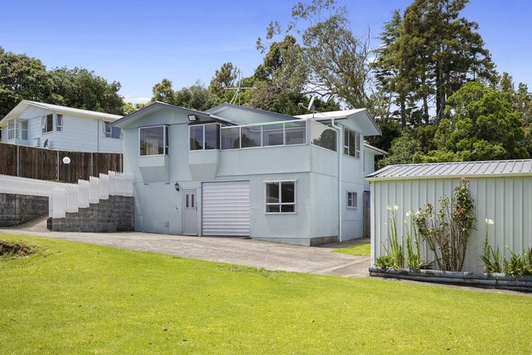 Photo of property in 14 Oawai Place, Marfell, New Plymouth, 4310