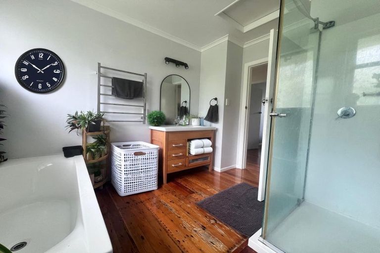 Photo of property in 72 Tireti Road, Titahi Bay, Porirua, 5022