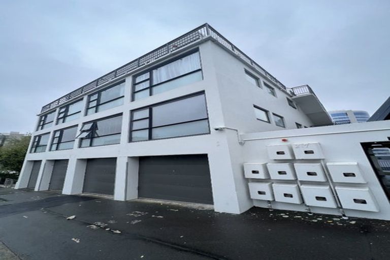 Photo of property in Avon Flats, 9/217 The Terrace, Wellington Central, Wellington, 6011