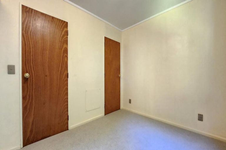 Photo of property in 43b Thatcher Crescent, Crofton Downs, Wellington, 6035