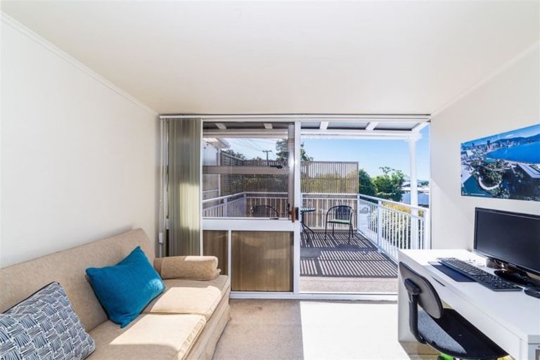 Photo of property in 65 Mcleod Road, Te Atatu South, Auckland, 0610