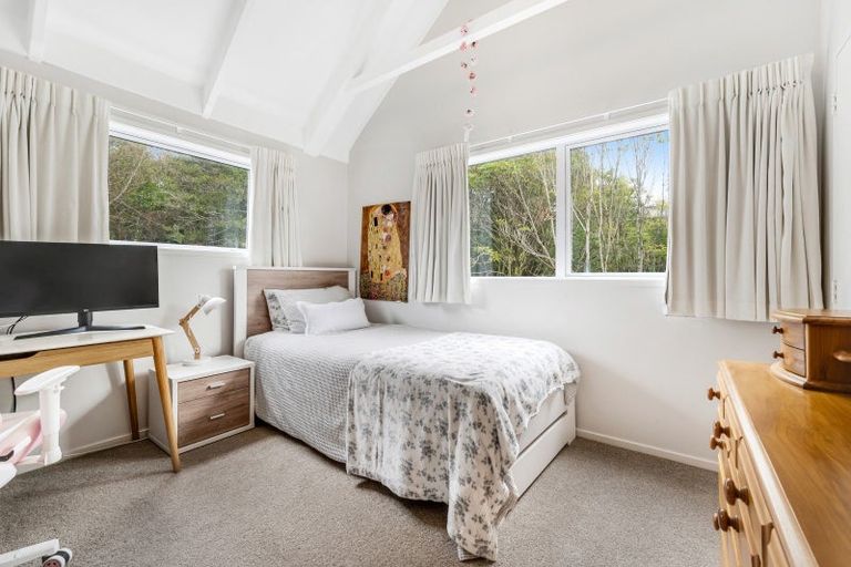 Photo of property in 92a Beach Road, Mellons Bay, Auckland, 2014