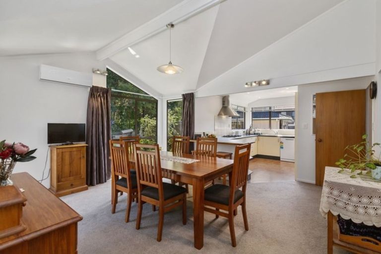 Photo of property in 14 Cullen Place, Tawa, Wellington, 5028