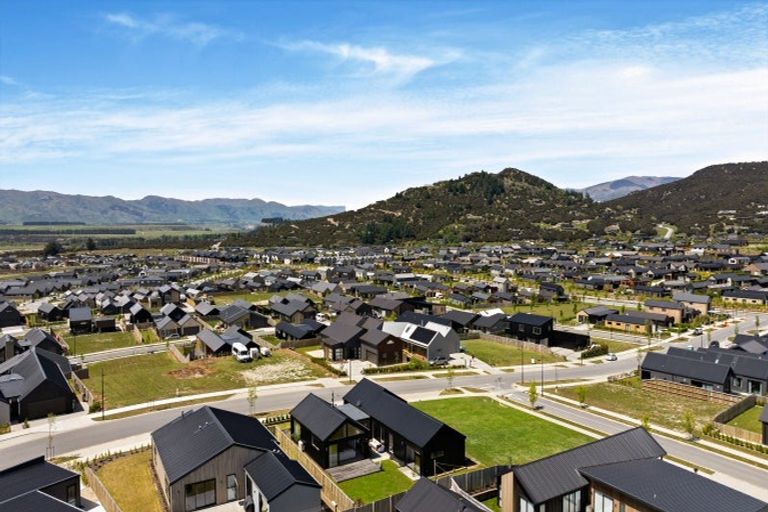 Photo of property in Northlake, 15 Riverslea Road, Wanaka, 9305