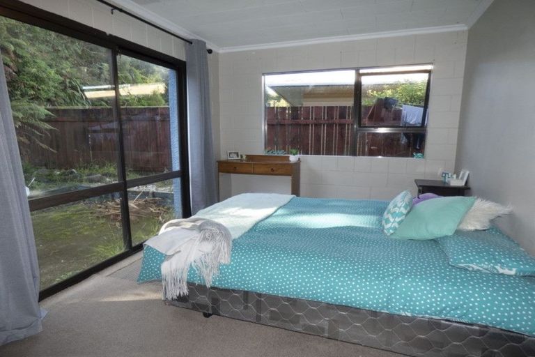 Photo of property in 97 Poplar Grove, Whalers Gate, New Plymouth, 4310