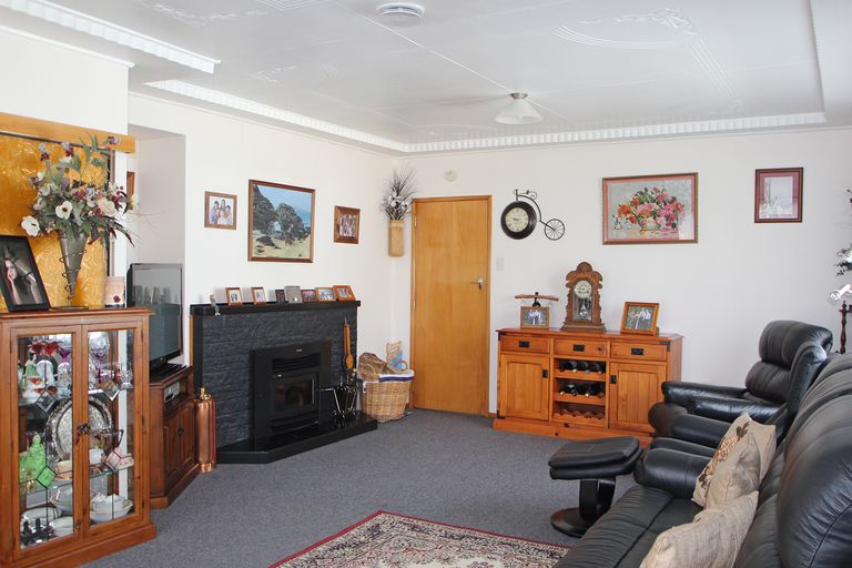 Photo of property in 7 Kenilworth Road, Oamaru North, Oamaru, 9400