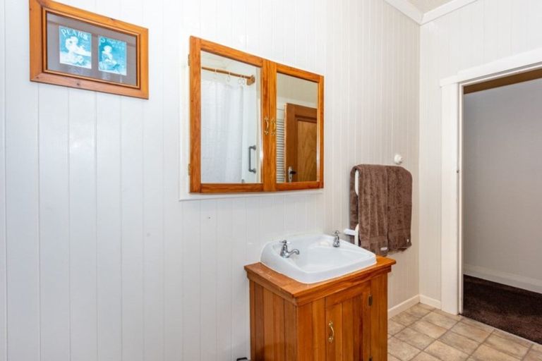 Photo of property in 8 Iranui Road, Inner Kaiti, Gisborne, 4010