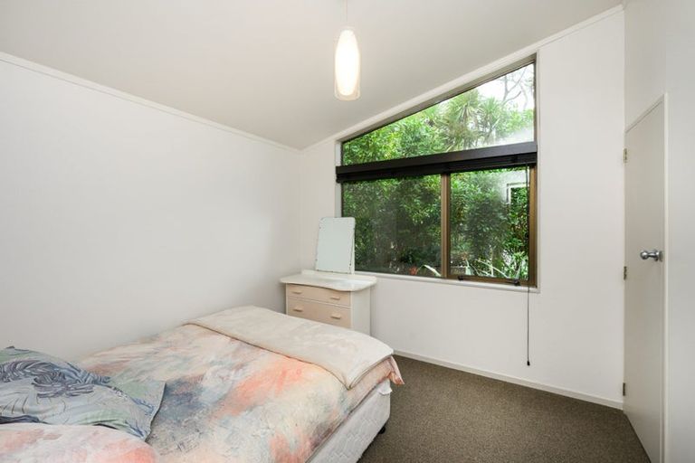 Photo of property in 3 Earl Place, Hokowhitu, Palmerston North, 4410
