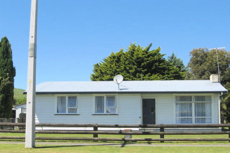 Photo of property in 103 De Lautour Road, Inner Kaiti, Gisborne, 4010