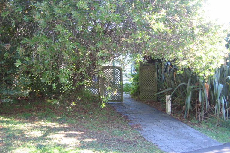 Photo of property in 15 Chelmsford Street, Ngaio, Wellington, 6035
